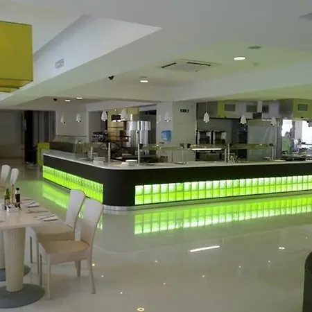 Hotel Labranda Rocca Nettuno